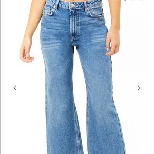 Forever 21 High Wasted Wise Crop Jean